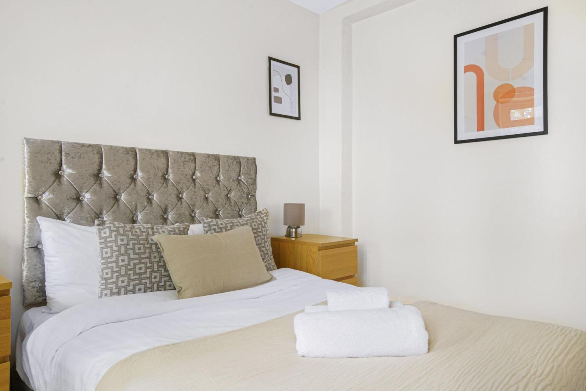 Paddington - 2Br With Balcony - Cityapartmentstay London Exterior photo