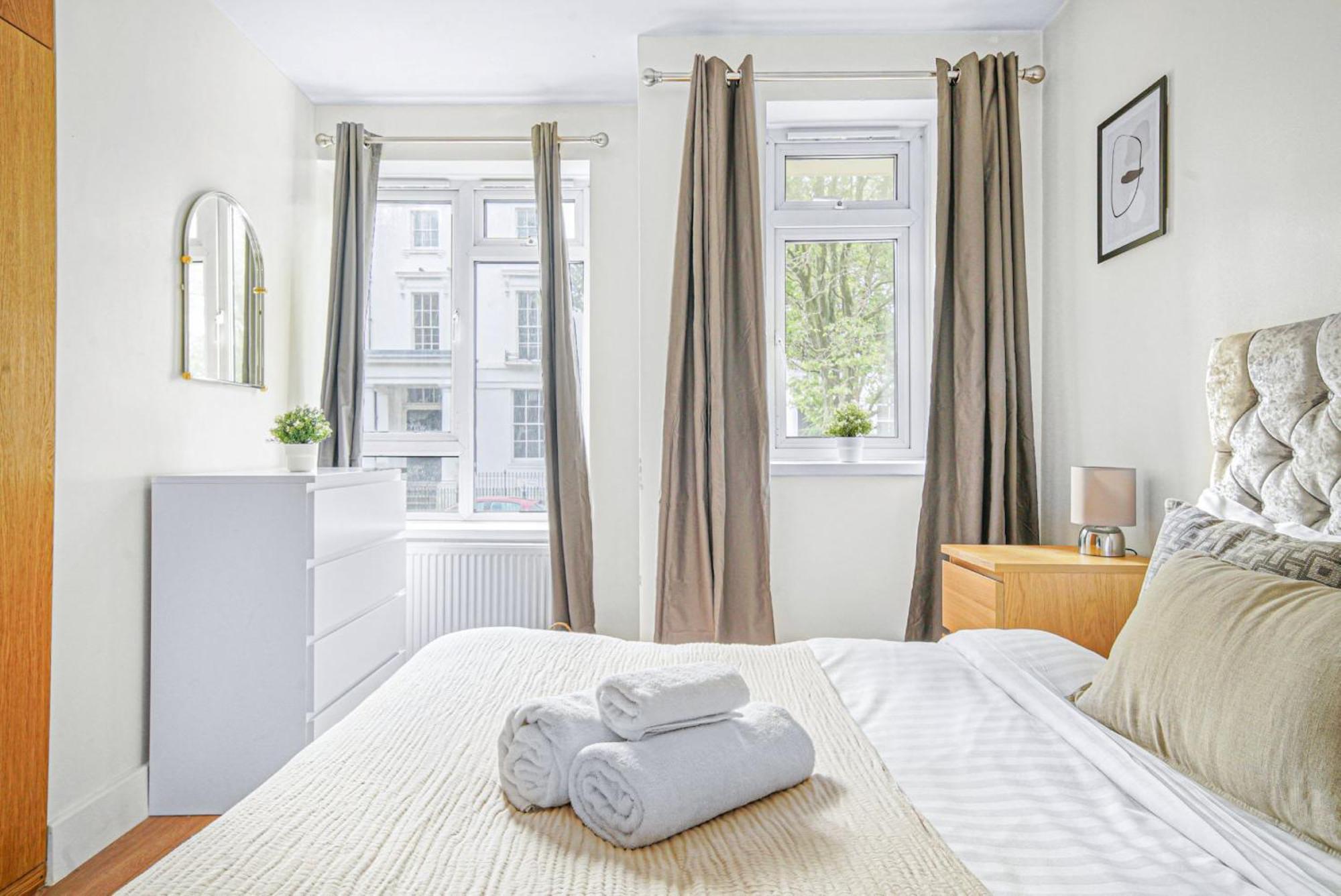 Paddington - 2Br With Balcony - Cityapartmentstay London Exterior photo